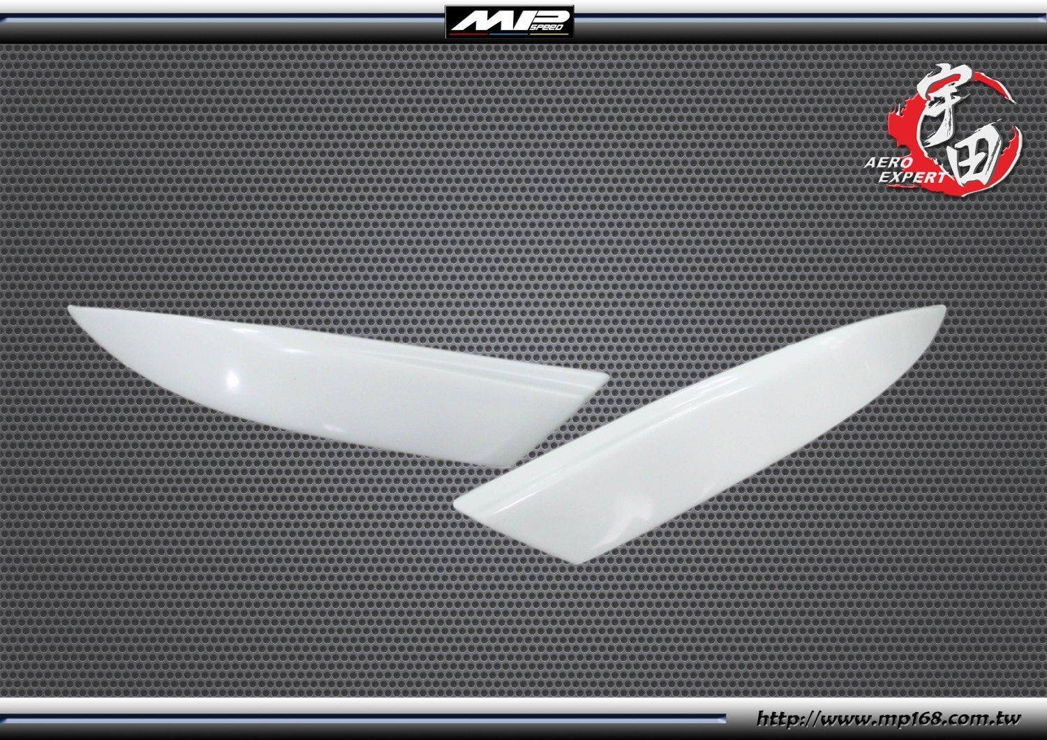 2001-2002 MITSUBISHI 三菱 VIRAGE 燈眉-後 ABS