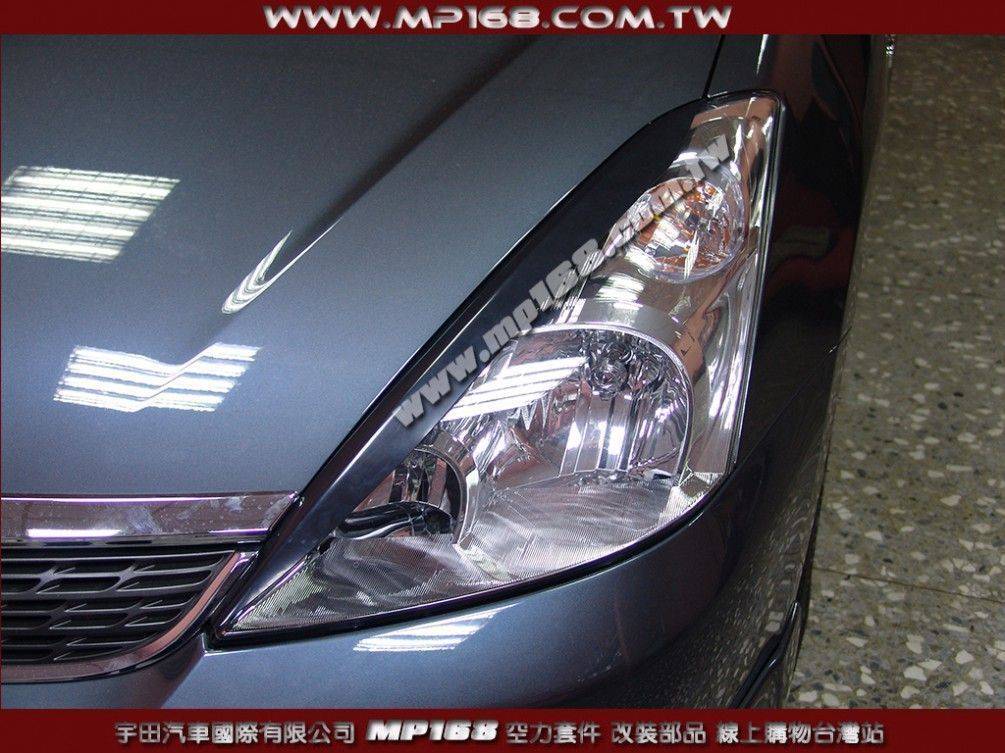 2004-2006 WISH 燈眉(左+右)