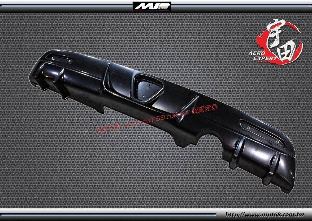 2011-2015 CRZ 單R邊排氣管孔位后飾板+LED