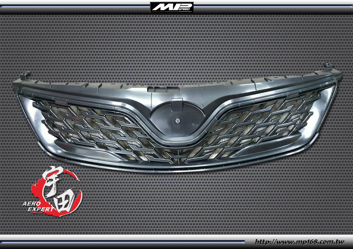 2011-2013 COROLLA/ALTIS 10.5代 ZR6水箱罩 PP